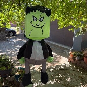 Gemmy Collapsible Spring Frankenstein Windsock‎